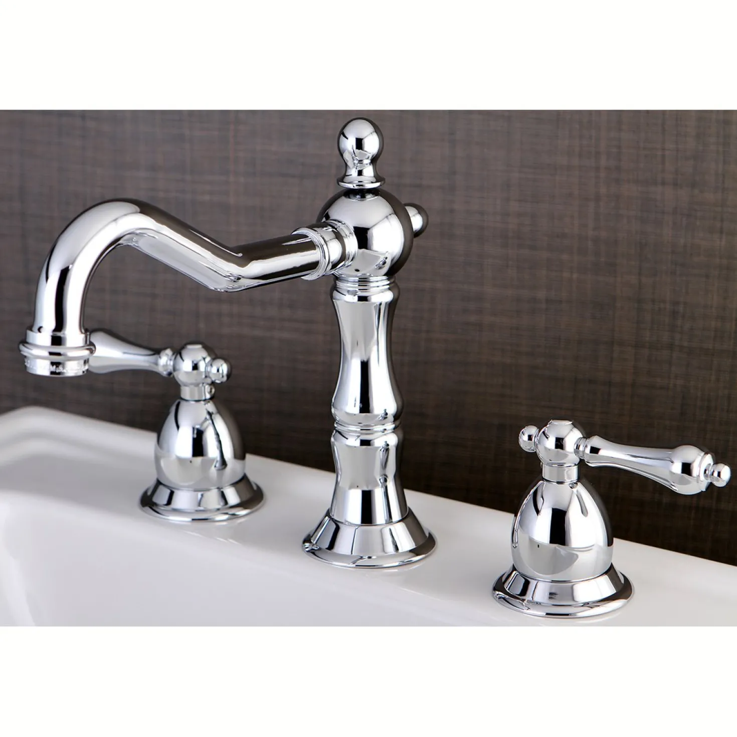 Kingston Brass Heritage 3-Hole 8" Widespread Bathroom Faucet