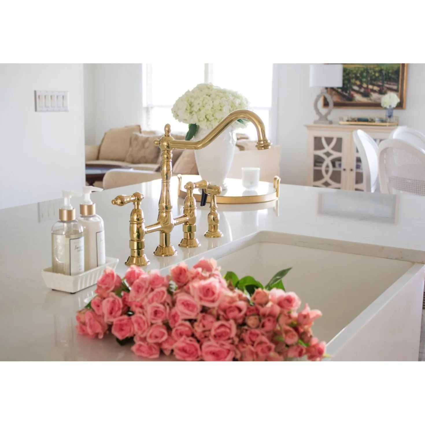 Kingston Brass Heritage 8-Inch Bridge Kitchen Faucet with Brass Sprayer