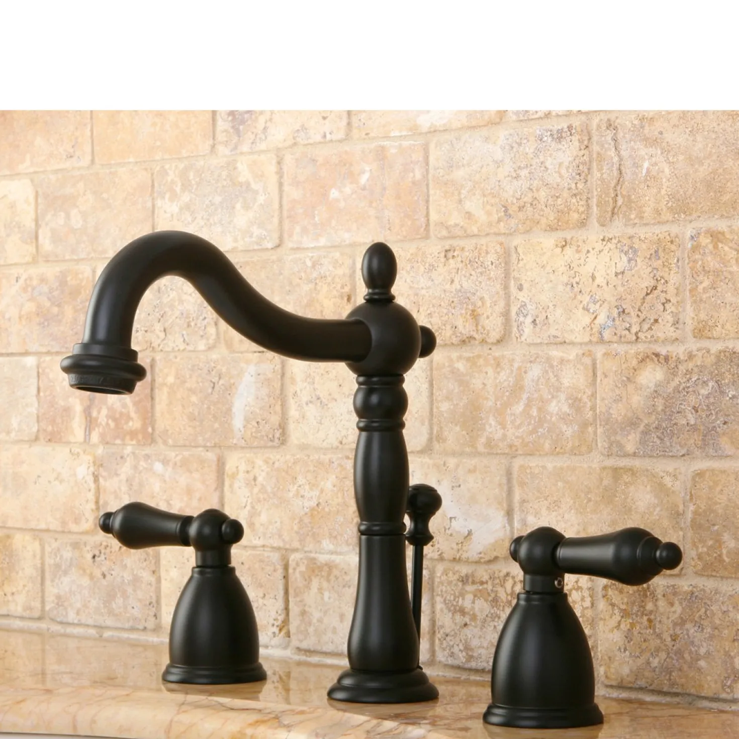 Kingston Brass Heritage 8-Inch Widespread Bathroom Faucet