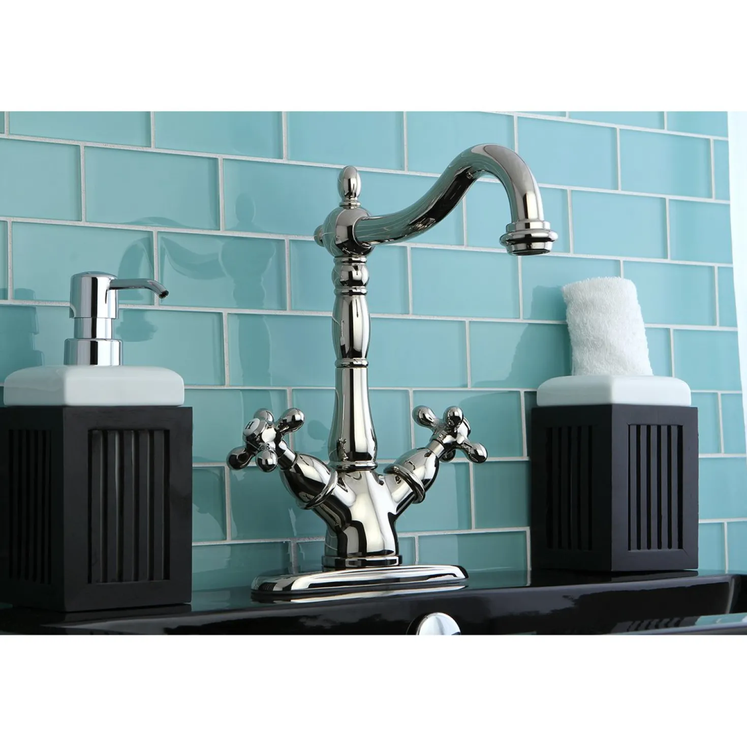 Kingston Brass Heritage Vessel Sink 2-Handle Faucet