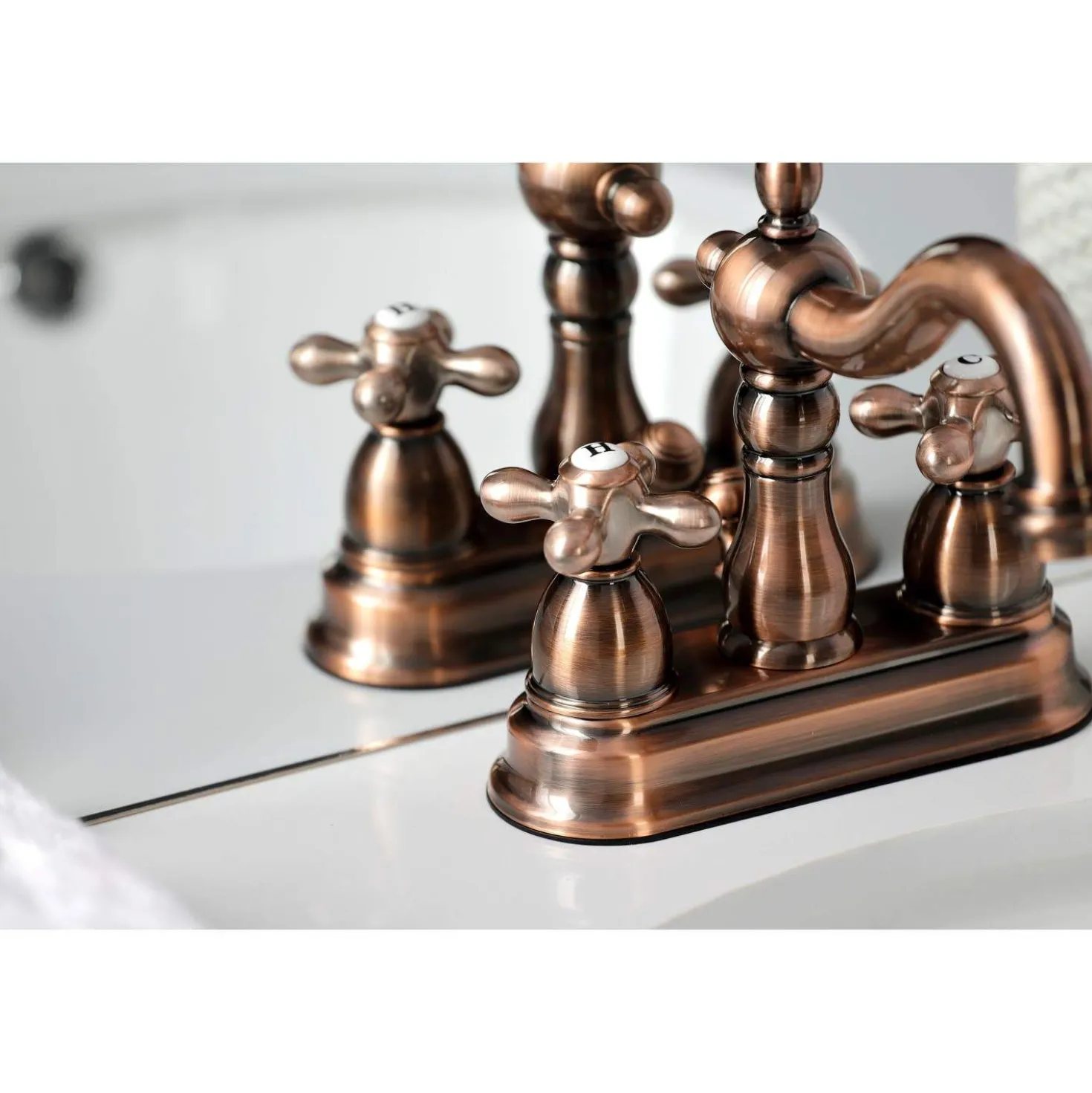 Kingston Brass KB160AXAC Heritage 4 in. Centerset Bathroom Faucet, Antique Copper