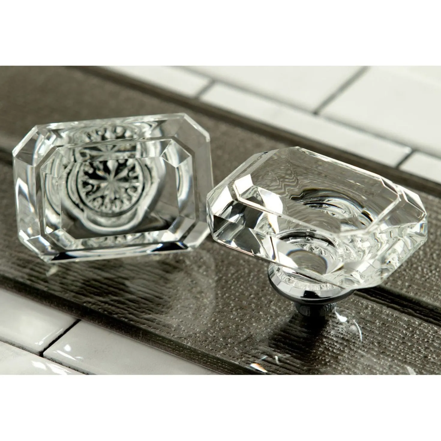 Kingston Brass Krystal Onyx 8-Inch Center Wall Mount Roman Tub Filler