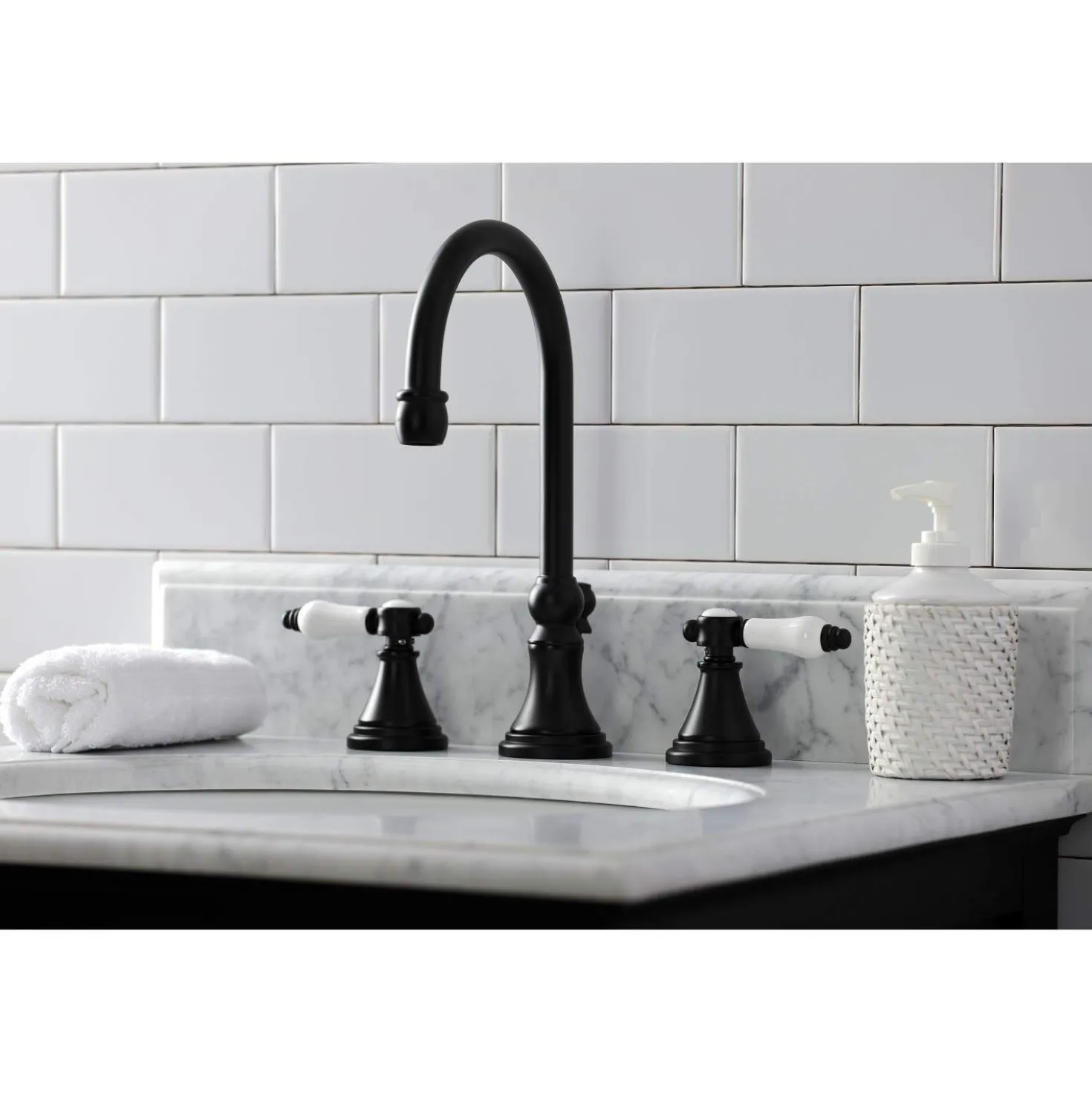 Kingston Brass KS298XBPL-P Bel Air Widespread Bathroom Faucet with Brass Pop-Up