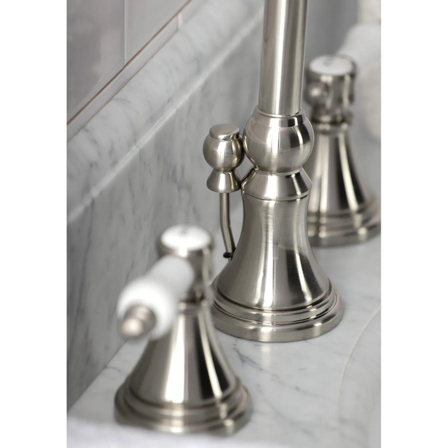 Kingston Brass KS298XBPL-P Bel Air Widespread Bathroom Faucet with Brass Pop-Up