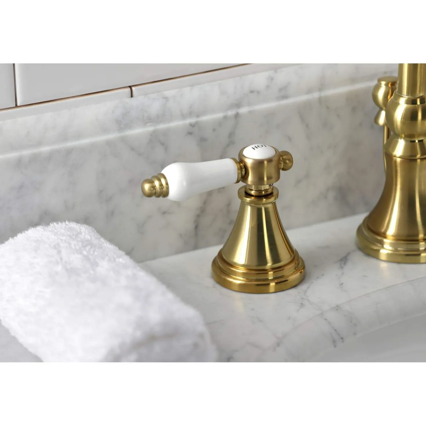 Kingston Brass KS298XBPL-P Bel Air Widespread Bathroom Faucet with Brass Pop-Up