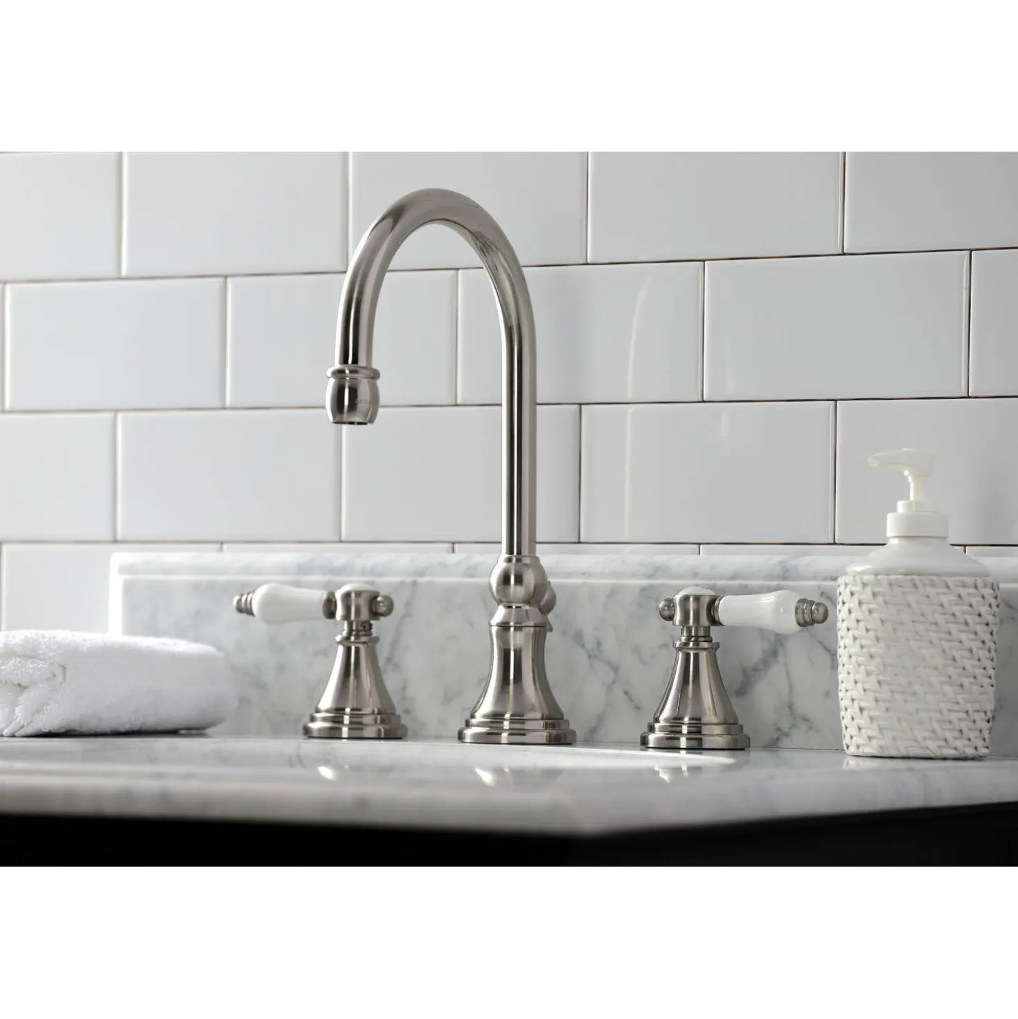 Kingston Brass KS298XBPL-P Bel Air Widespread Bathroom Faucet with Brass Pop-Up