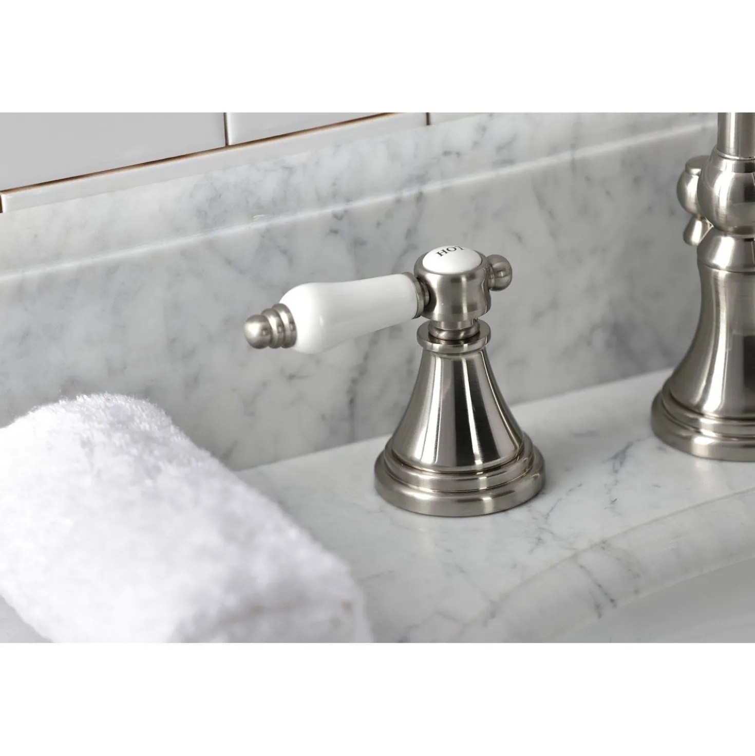 Kingston Brass KS298XBPL-P Bel Air Widespread Bathroom Faucet with Brass Pop-Up
