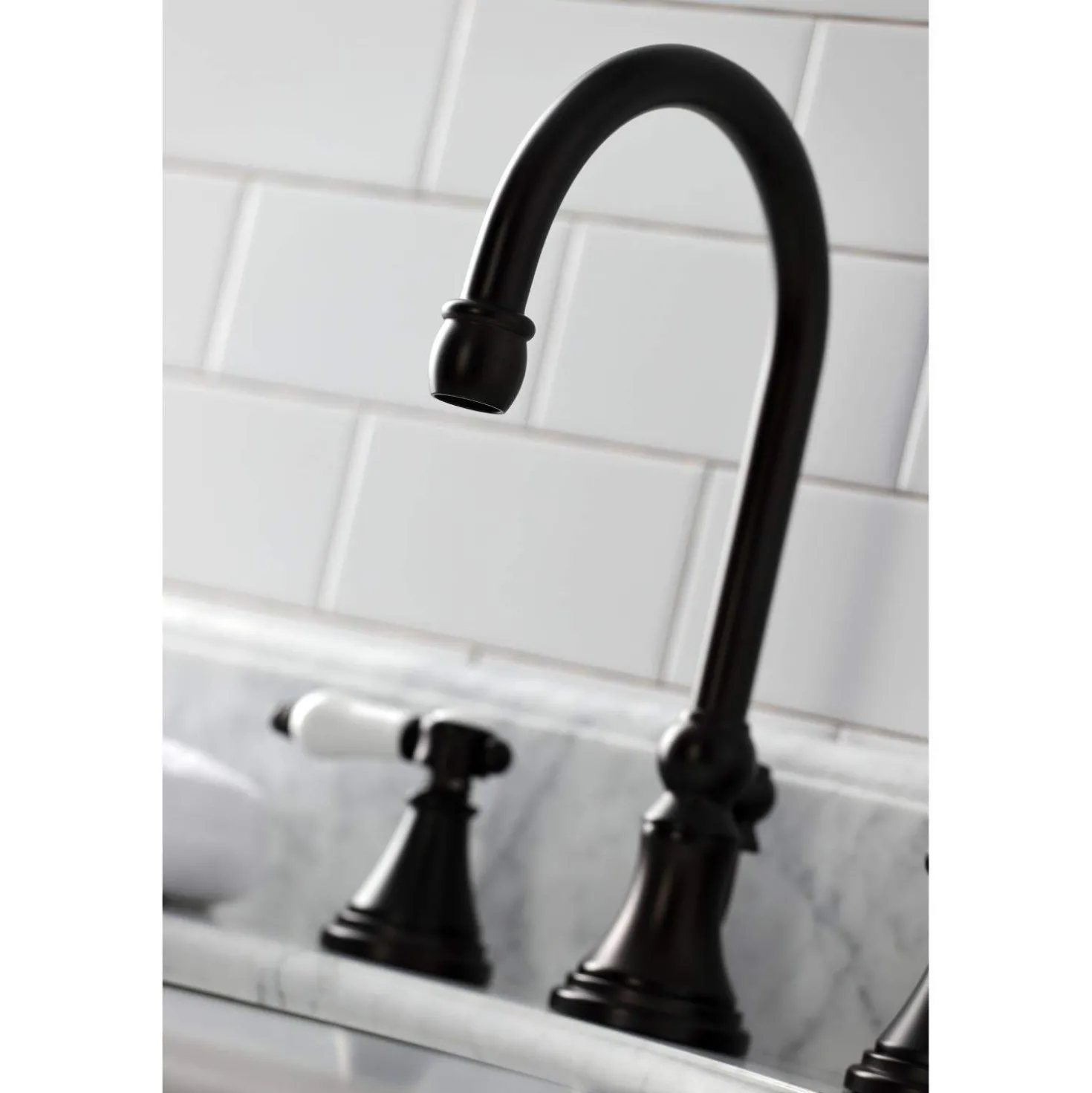 Kingston Brass KS298XBPL-P Bel Air Widespread Bathroom Faucet with Brass Pop-Up