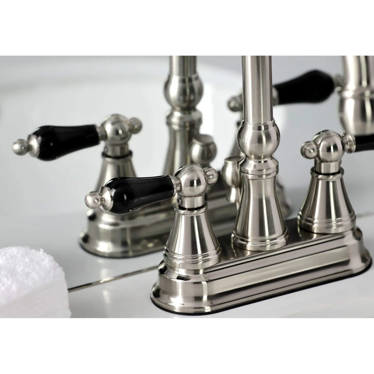 Kingston Brass KS261XPKL-P Duchess 4 in. Centerset Bathroom Faucet with Brass Pop-Up