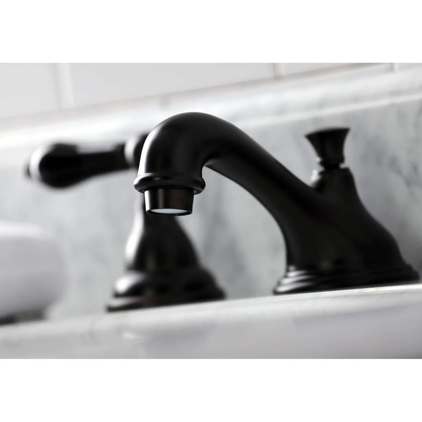 Kingston Brass KS556XPKL-P Duchess Widespread Bathroom Faucet with Brass Pop-Up