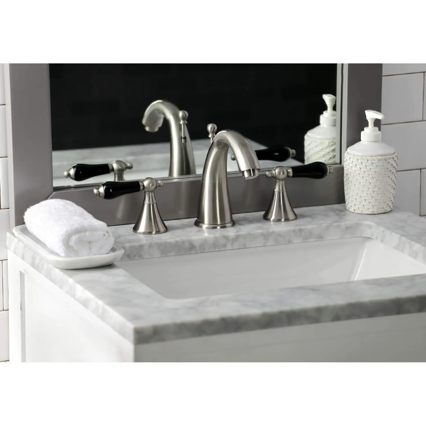 Kingston Brass KS297XPKL-P Duchess Widespread Bathroom Faucet with Brass Pop-Up