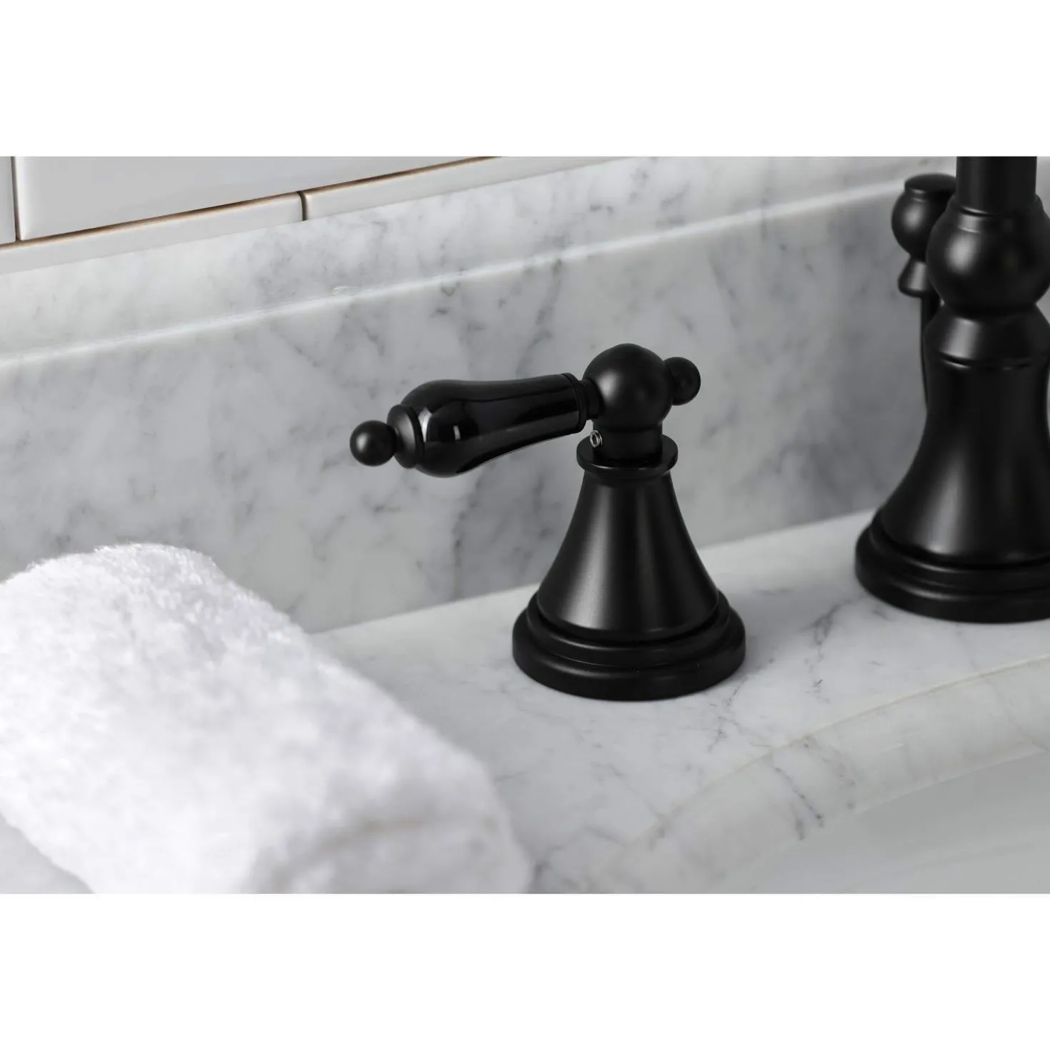 Kingston Brass KS298XPKL-P Duchess Widespread Bathroom Faucet with Brass Pop-Up