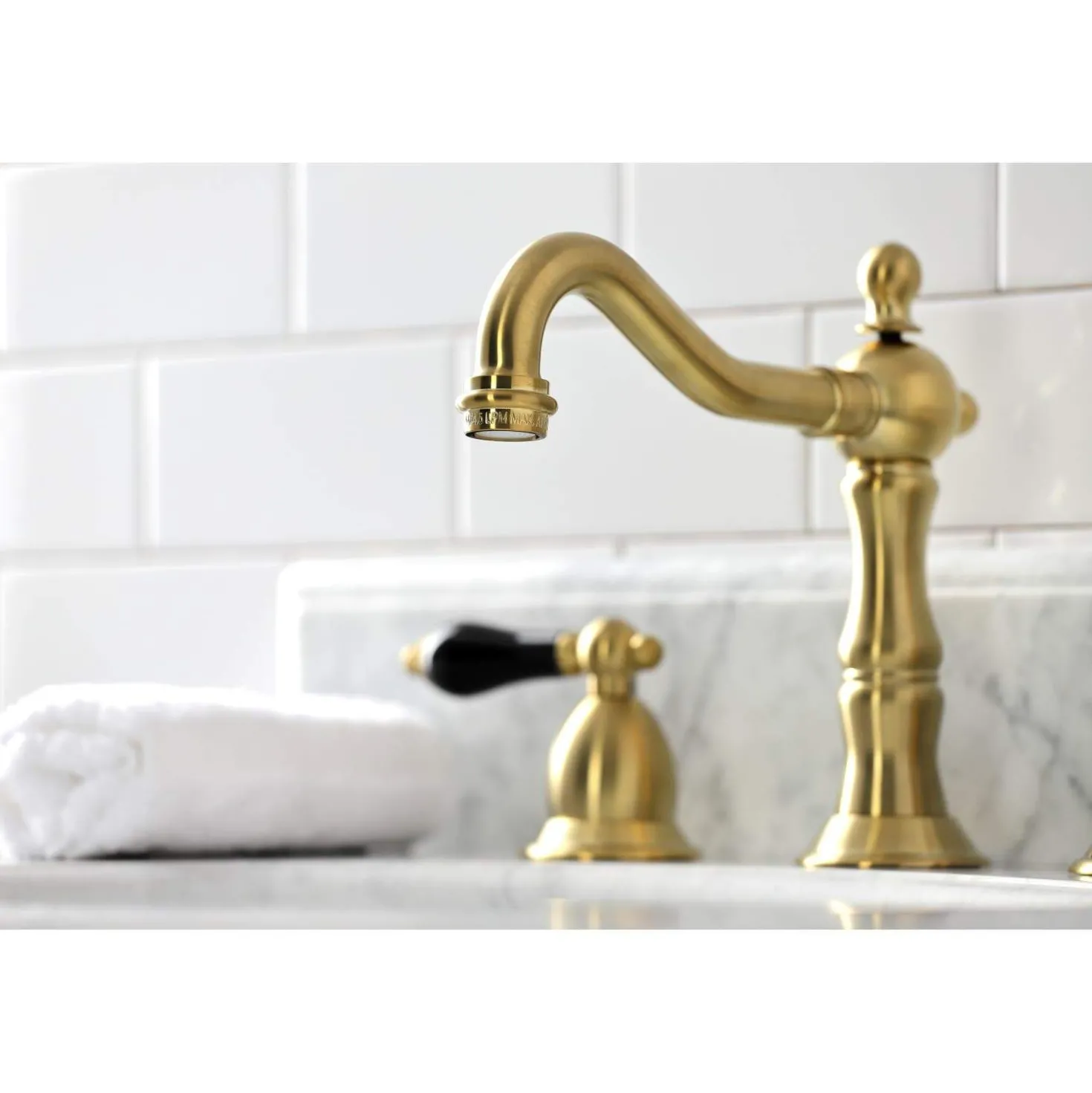 Kingston Brass KS197XPKL-P Duchess Widespread Bathroom Faucet with Brass Pop-Up