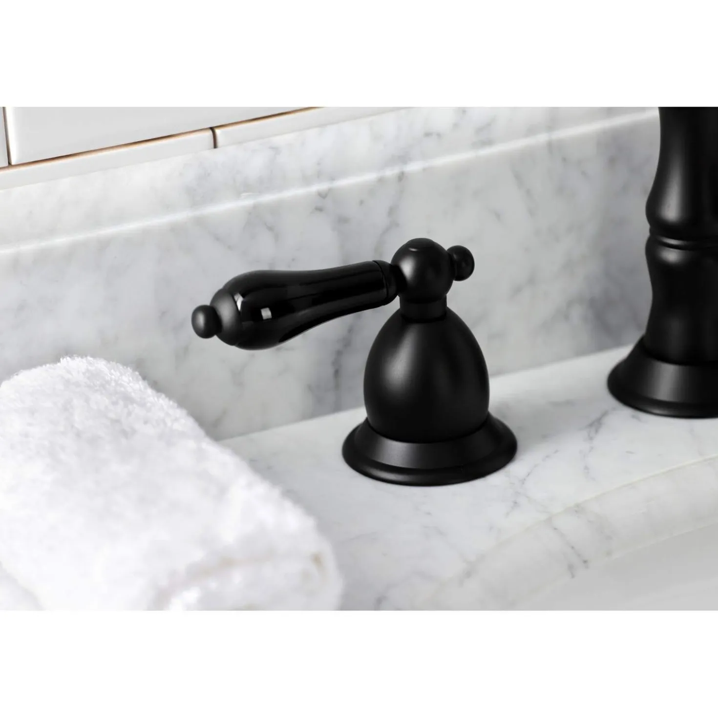 Kingston Brass KS197XPKL-P Duchess Widespread Bathroom Faucet with Brass Pop-Up