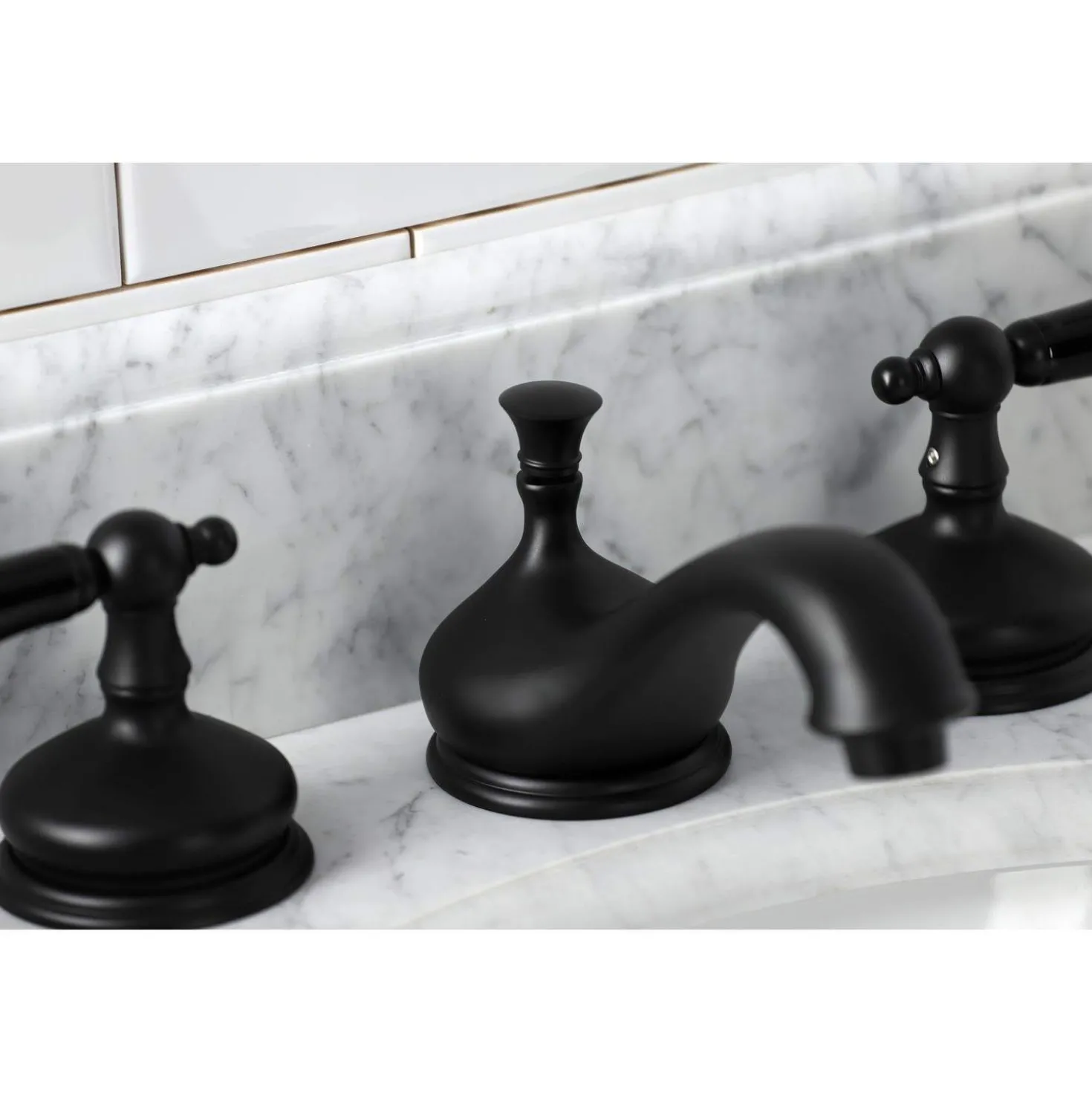 Kingston Brass KS116XPKL-P Duchess Widespread Bathroom Faucet with Brass Pop-Up