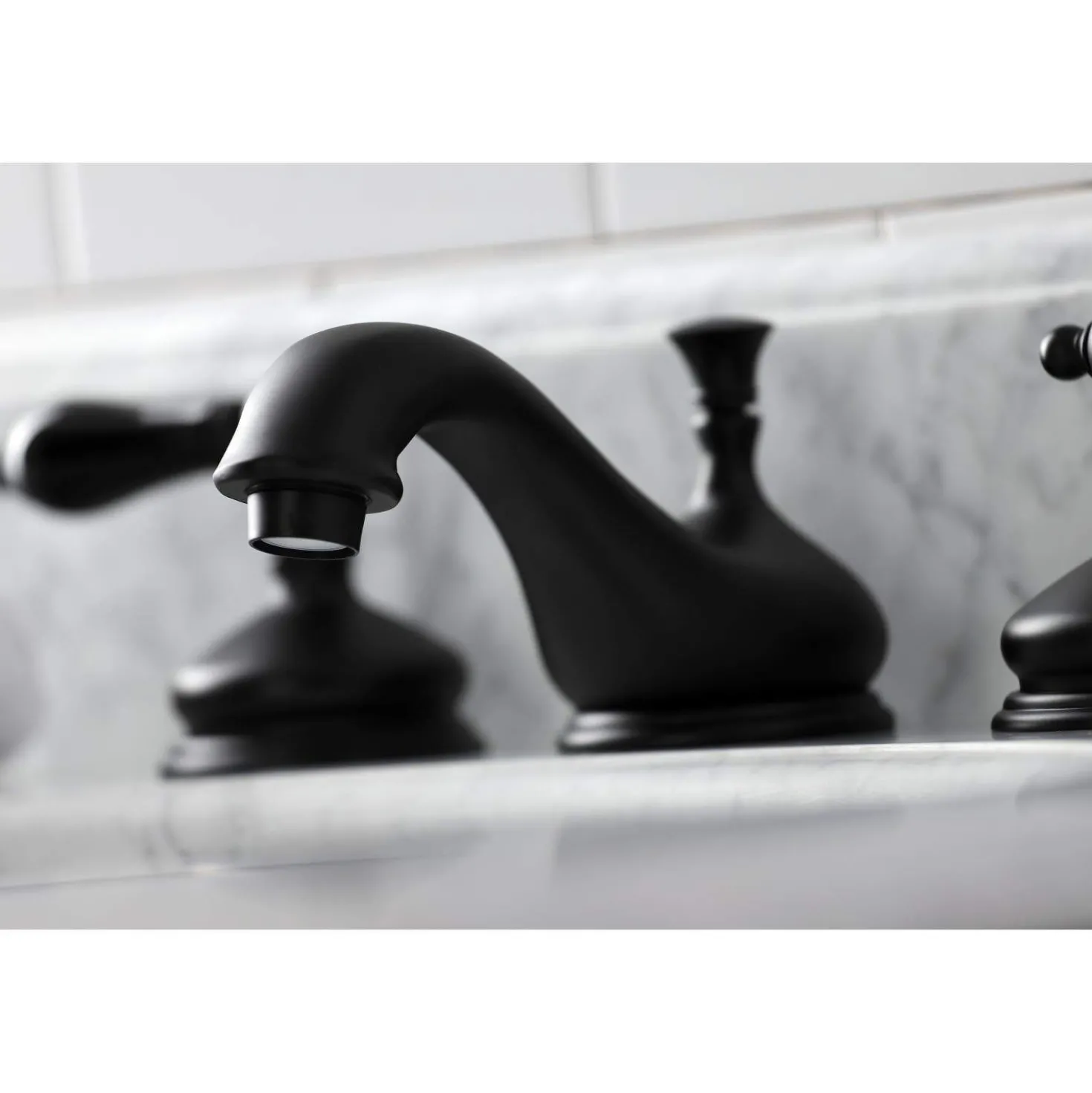 Kingston Brass KS116XPKL-P Duchess Widespread Bathroom Faucet with Brass Pop-Up