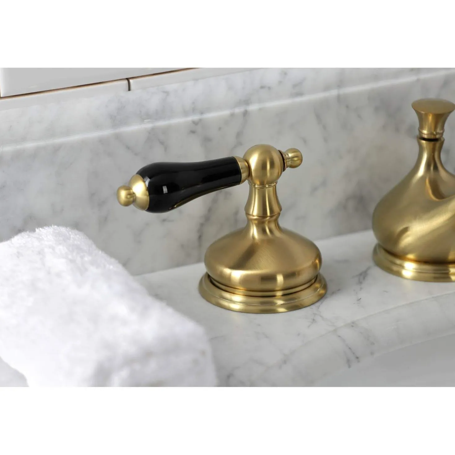 Kingston Brass KS116XPKL-P Duchess Widespread Bathroom Faucet with Brass Pop-Up