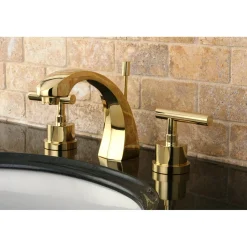 Kingston Brass Manhattan 8