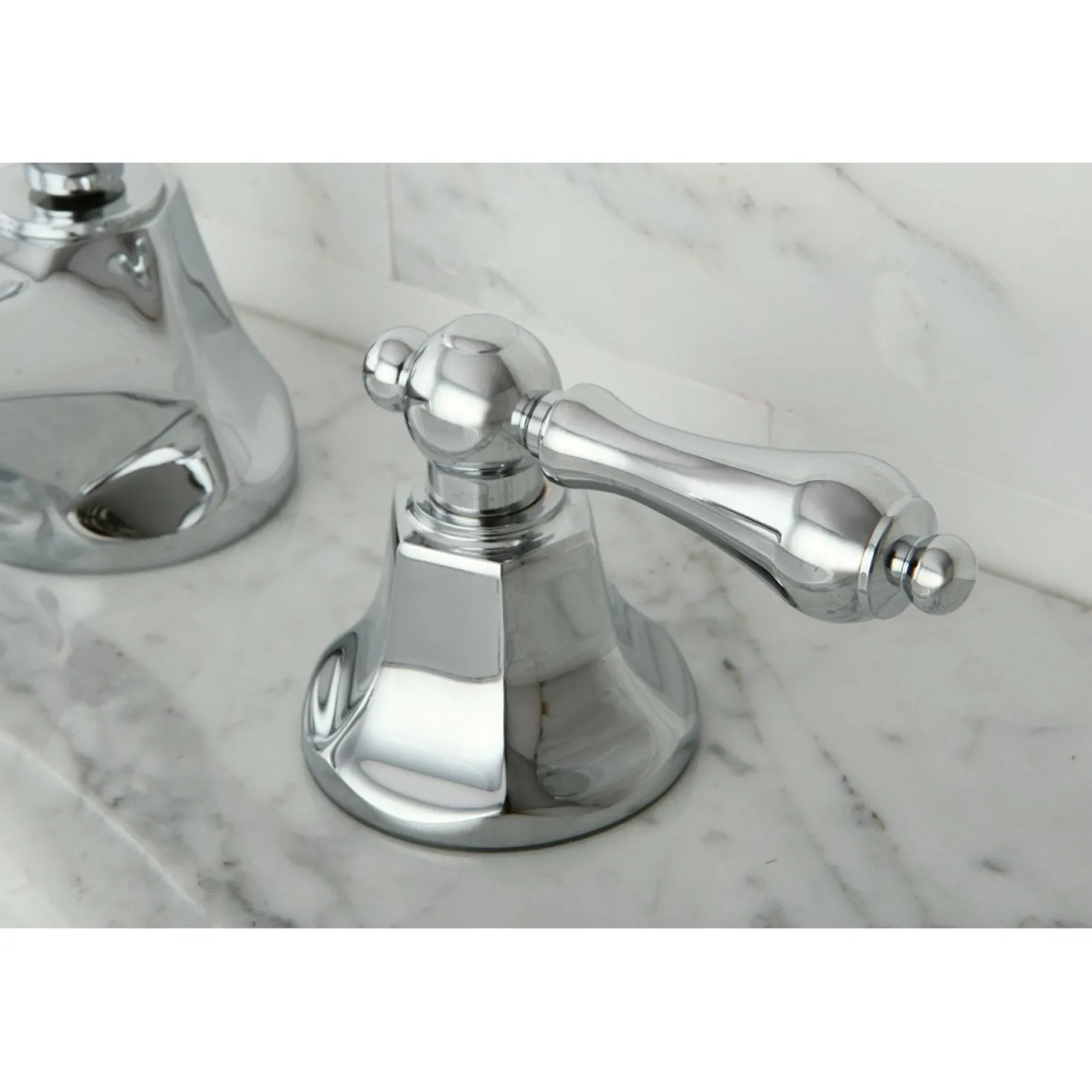 Kingston Brass Metropolitan 8-Inch Widespread Bathroom Faucet