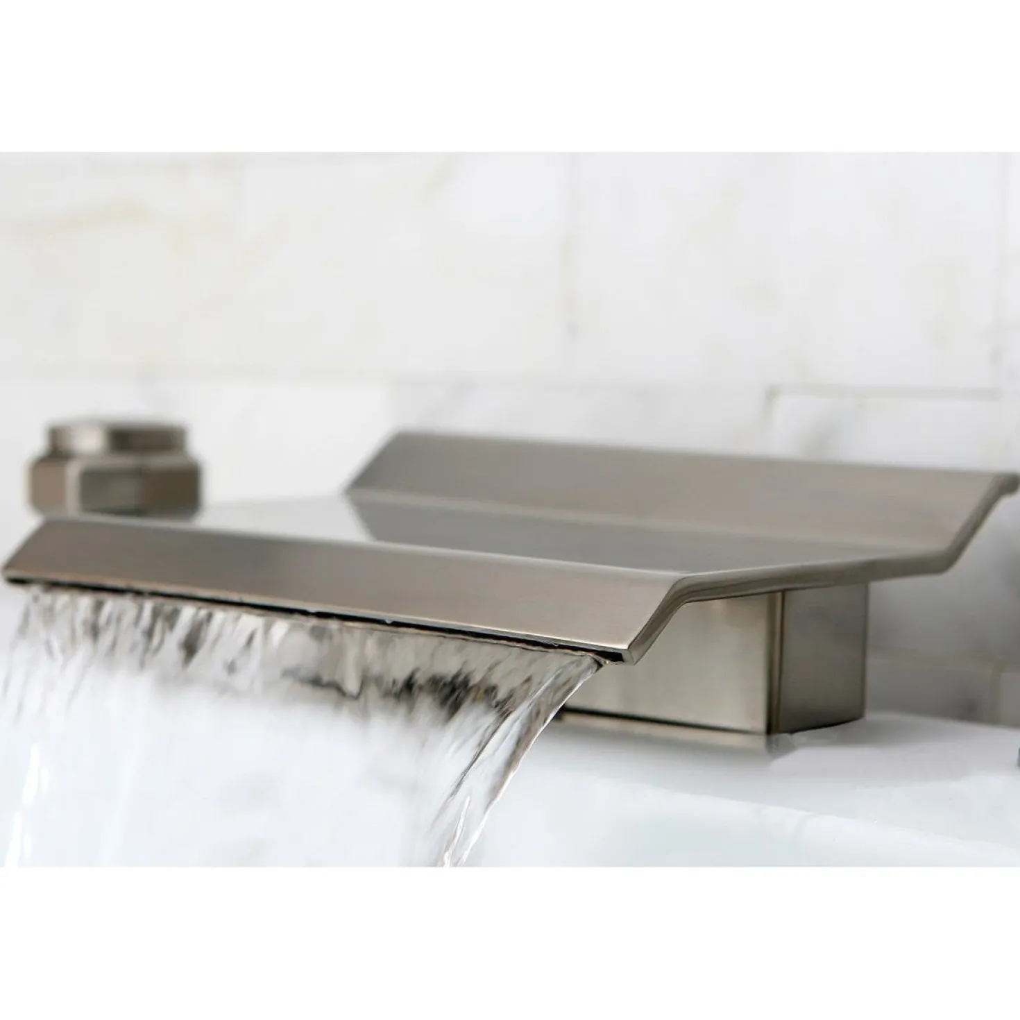 Kingston Brass Milano Roman Tub Filler