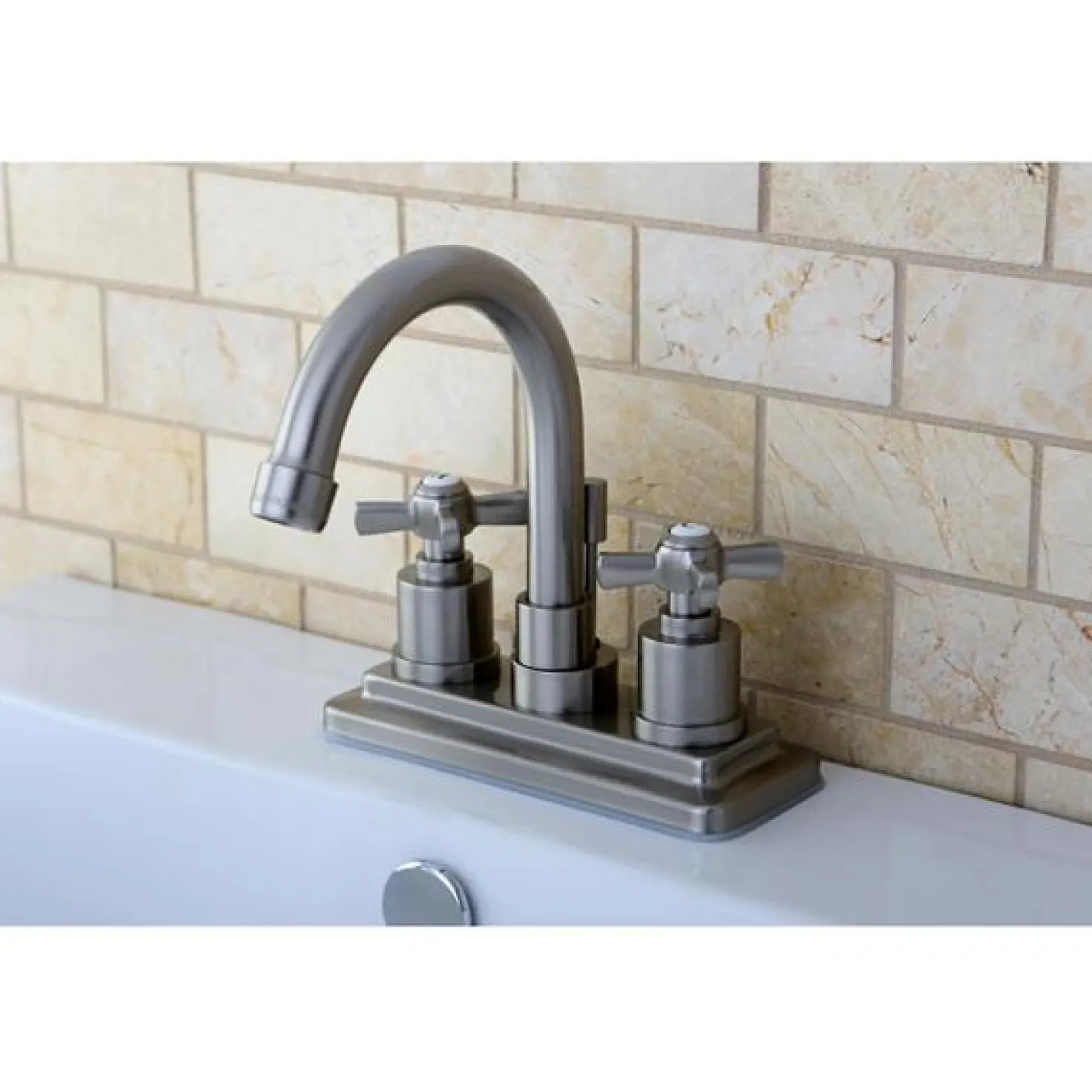Kingston Brass Modern Millennium 4" Centerset Lavatory Faucet