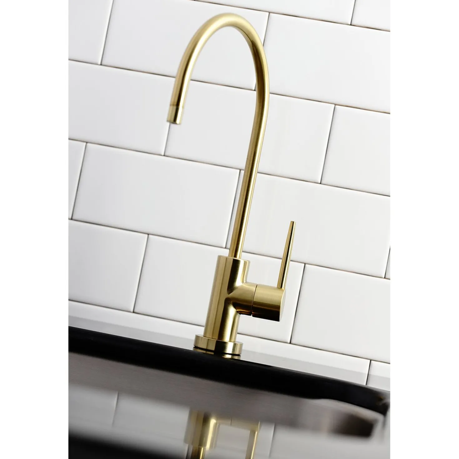 Kingston Brass New York Deck Mount Single-Handle Cold Water Filtration Faucet