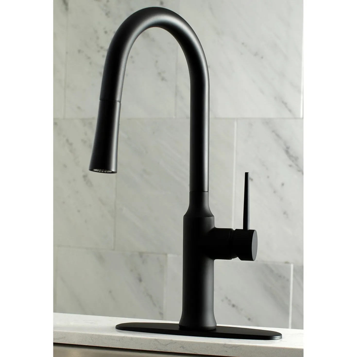Kingston Brass New York Gourmetier Deck Mount Single-Handle Pull-Down Kitchen Faucet