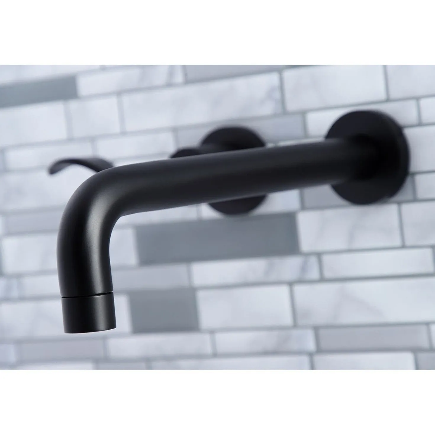 Kingston Brass NuWave 2-Handle Wall Mount Roman Tub Faucet