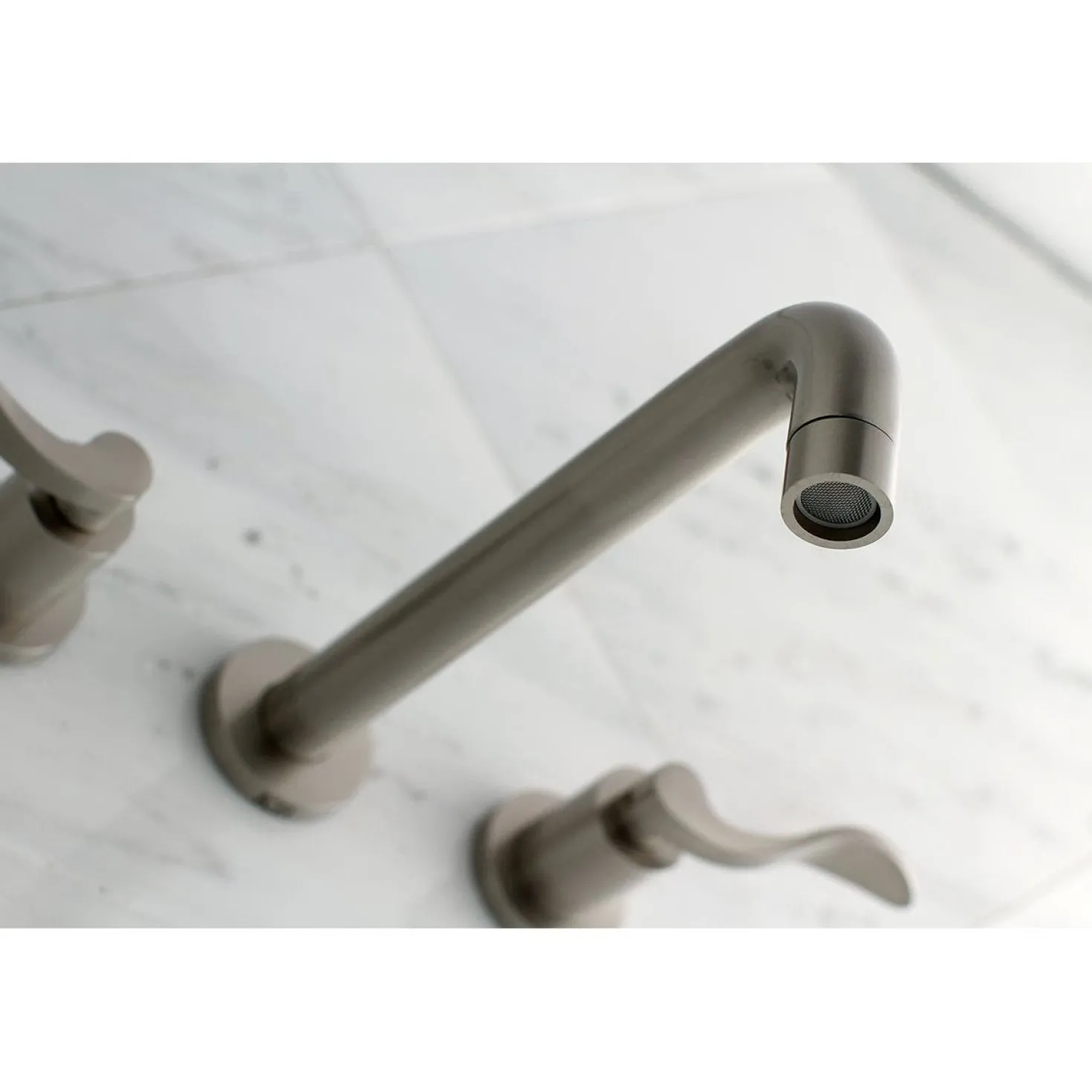 Kingston Brass NuWave 2-Handle Wall Mount Roman Tub Faucet