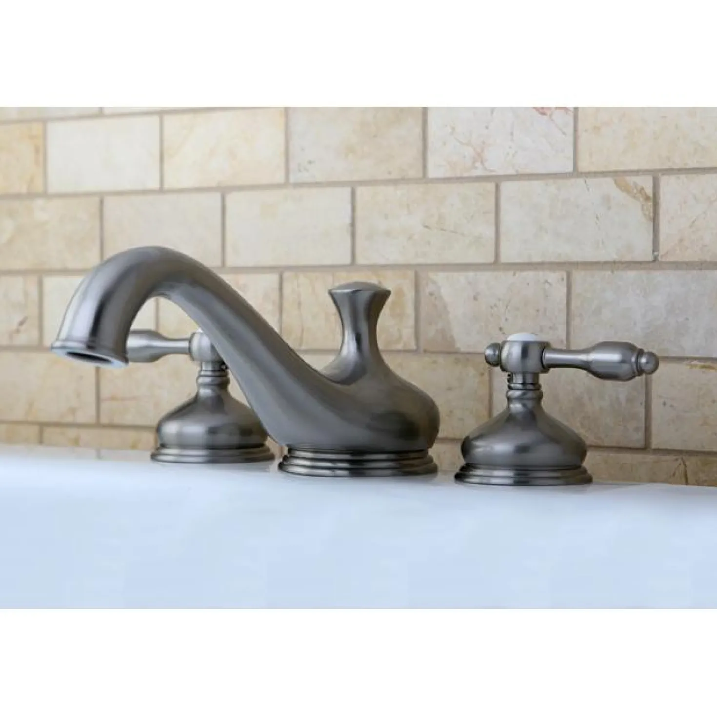 Kingston Brass Tudor Classic Roman Tub Filler