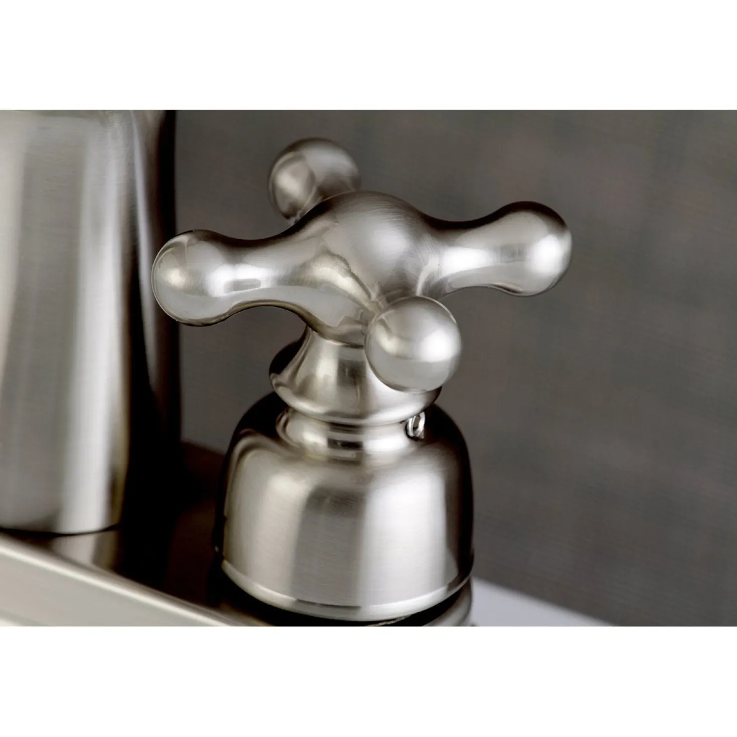 Kingston Brass Victorian 4" Centerset Bathroom Faucet