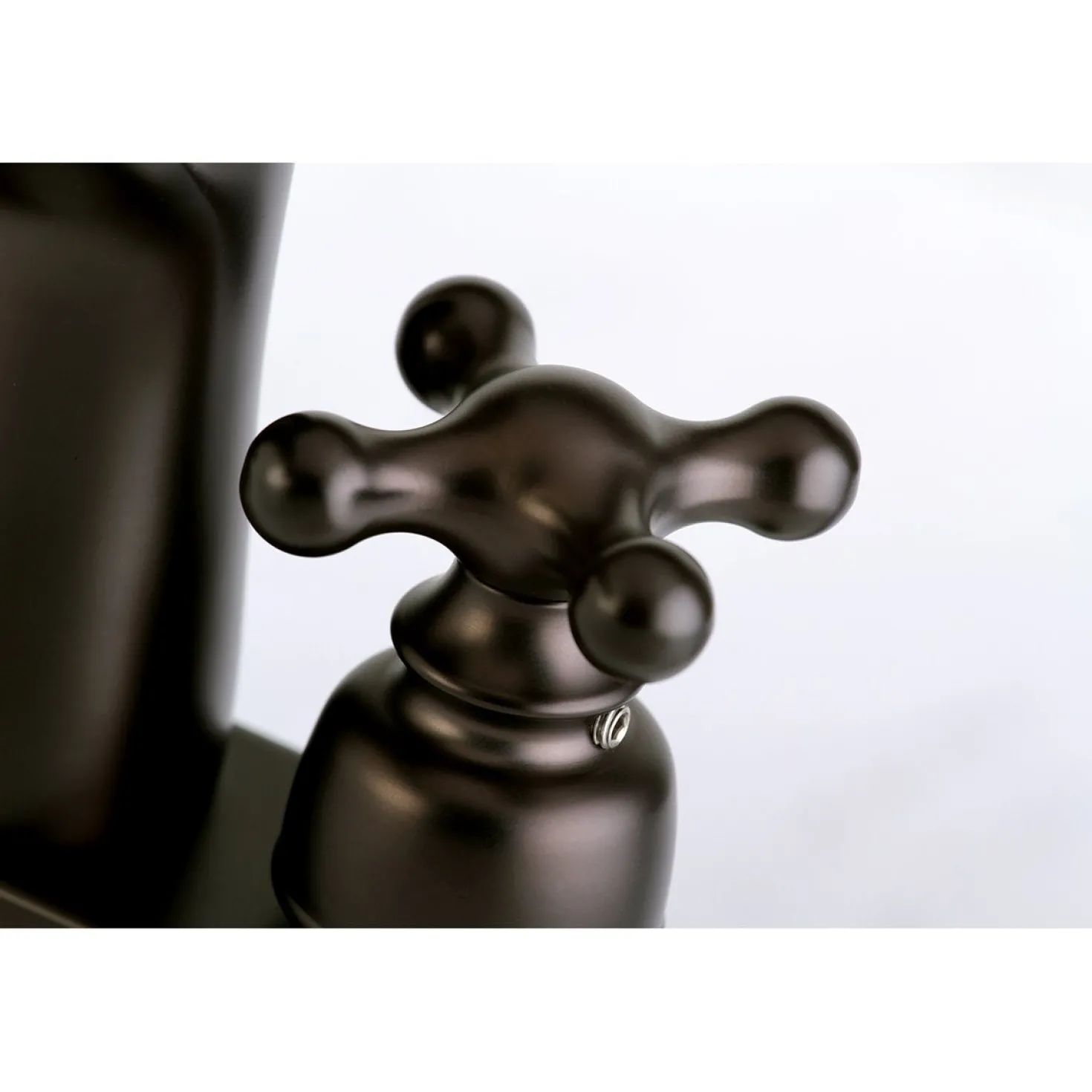 Kingston Brass Victorian 4" Centerset Bathroom Faucet