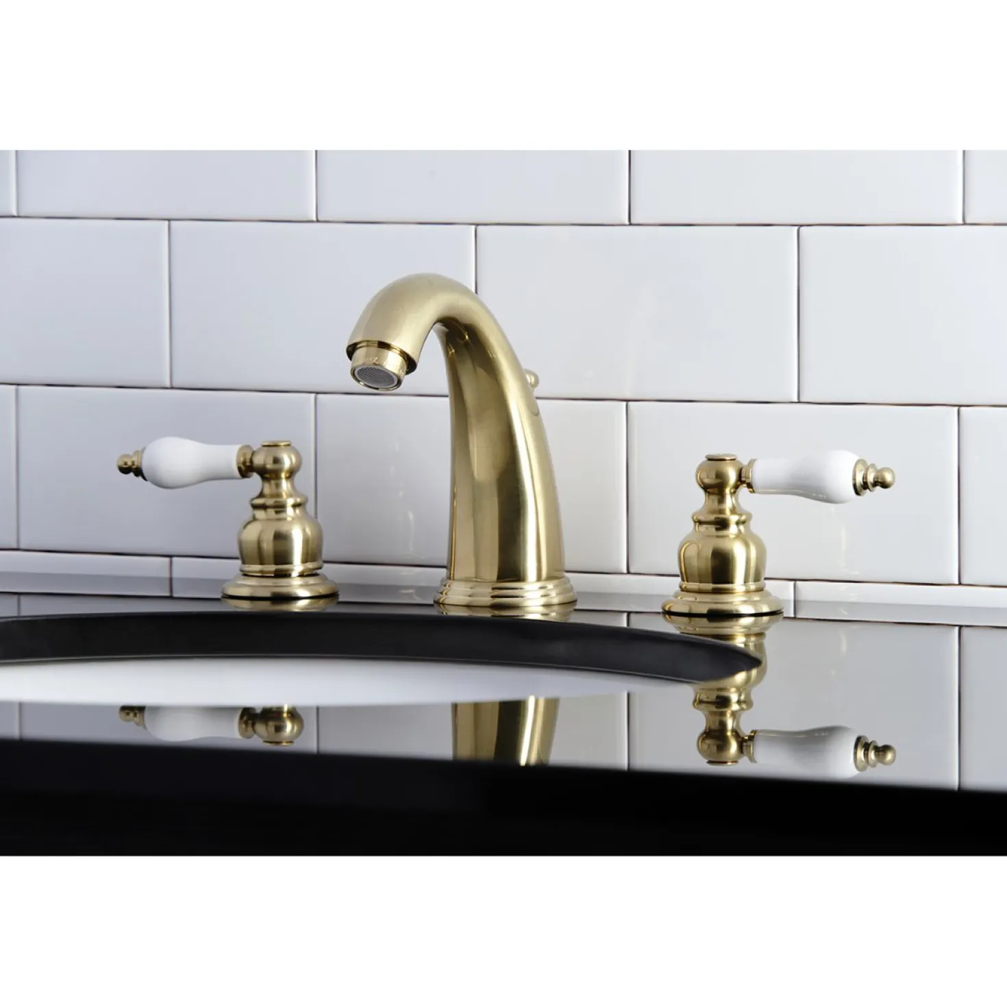 Kingston Brass Victorian Two-Handle 8-Inch Widespread Bathroom Faucet
