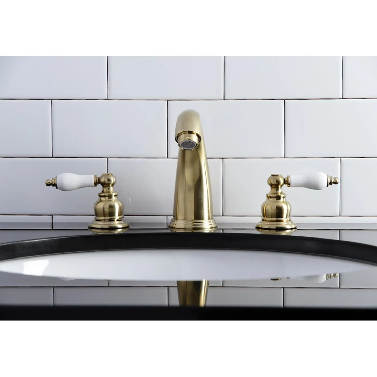 Kingston Brass Victorian Two-Handle 8-Inch Widespread Bathroom Faucet
