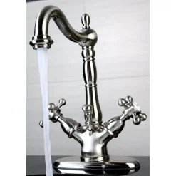 Kingston Brass Vintage 2-Handle 4-Inch Centerset Bathroom Faucet