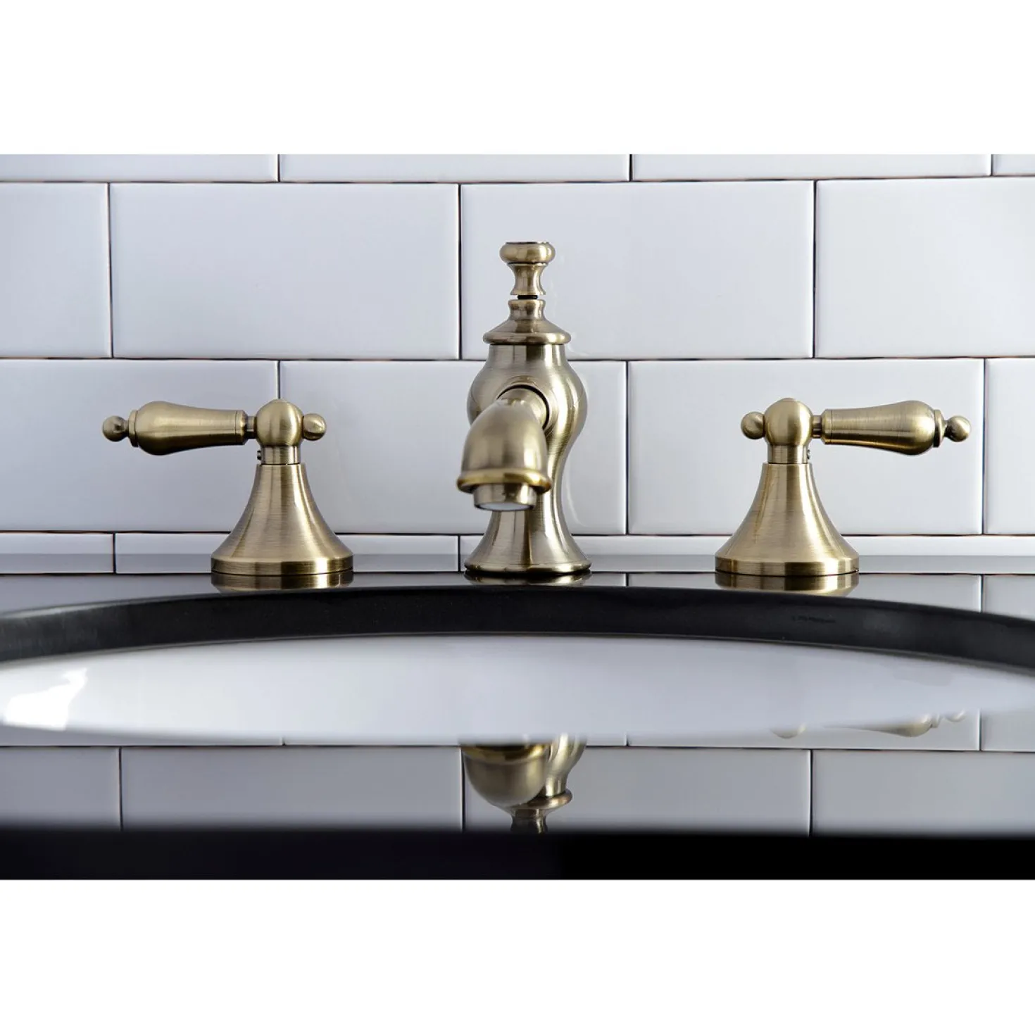 Kingston Brass Vintage 3-Hole 8-Inch Widespread Bathroom Faucet