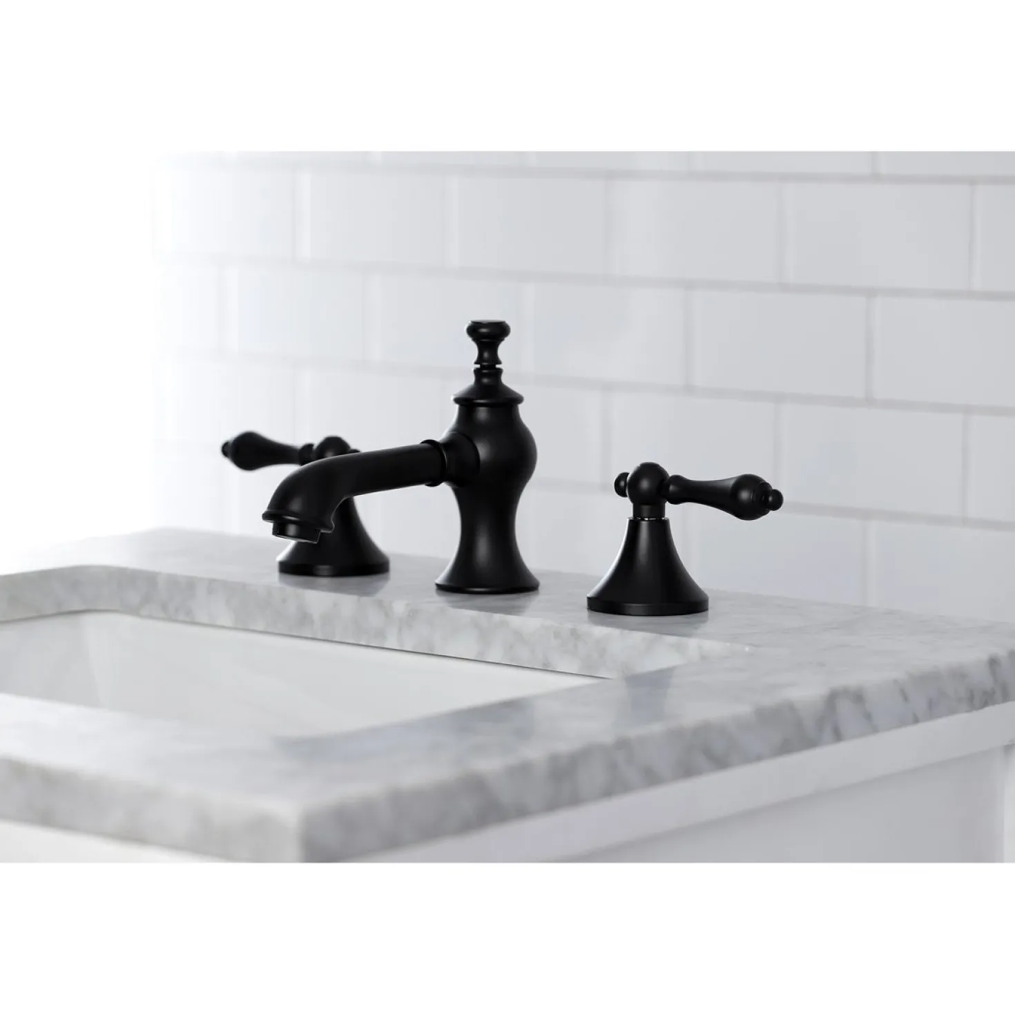 Kingston Brass Vintage 3-Hole 8-Inch Widespread Bathroom Faucet