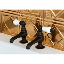 Kingston Brass Vintage Lever-Handle Basin Faucet