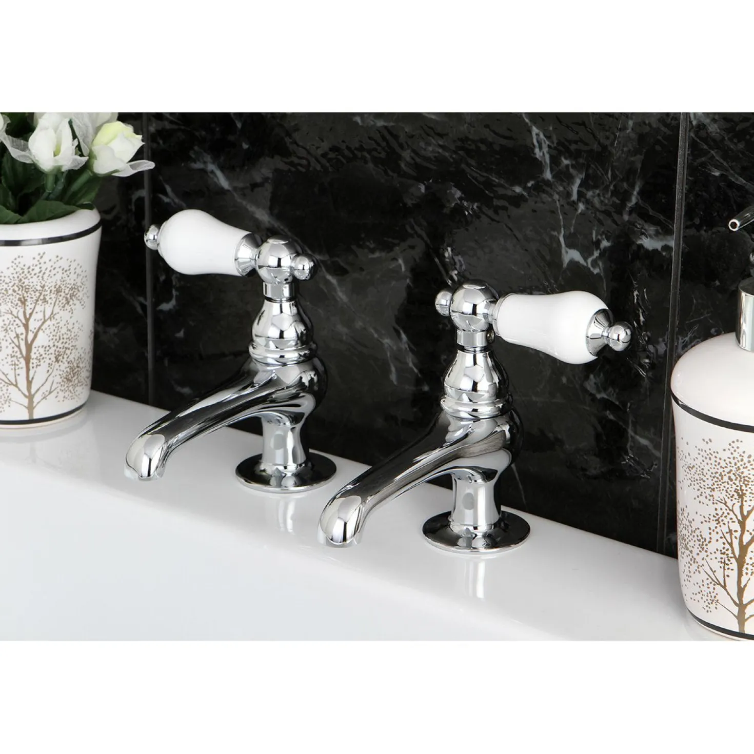 Kingston Brass Vintage Lever-Handle Basin Faucet