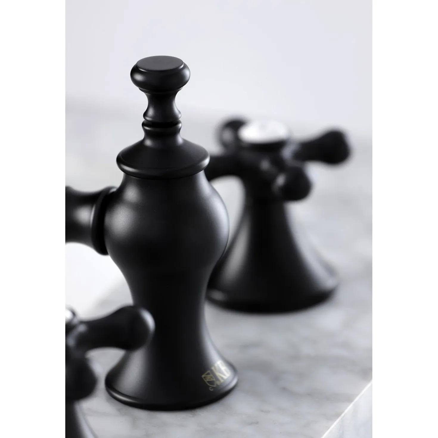 Kingston Brass Vintage Three-Hole 8-Inch Widespread Bathroom Faucet