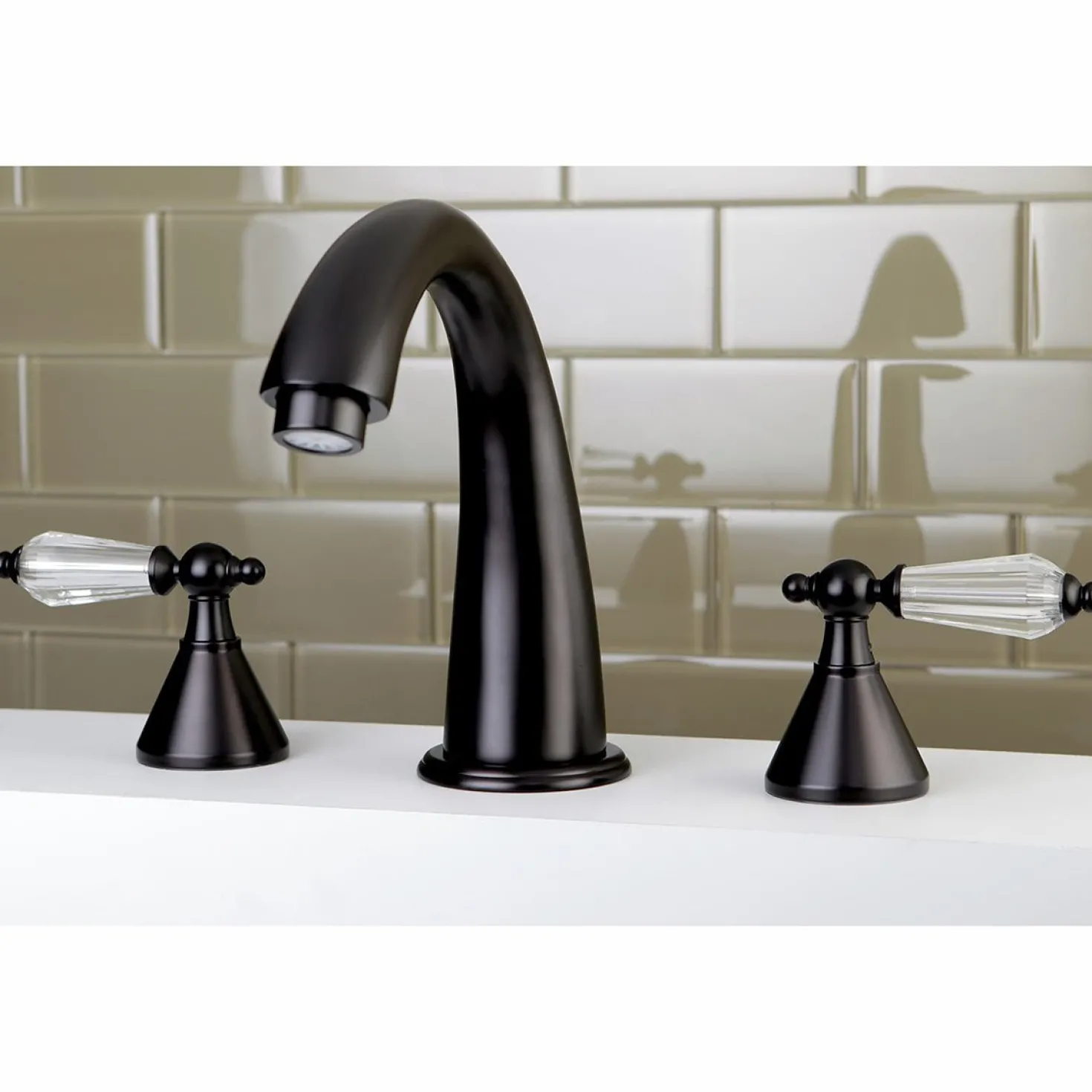 Kingston Brass Wilshire Roman 8.44" x 7.13" Tub Faucet