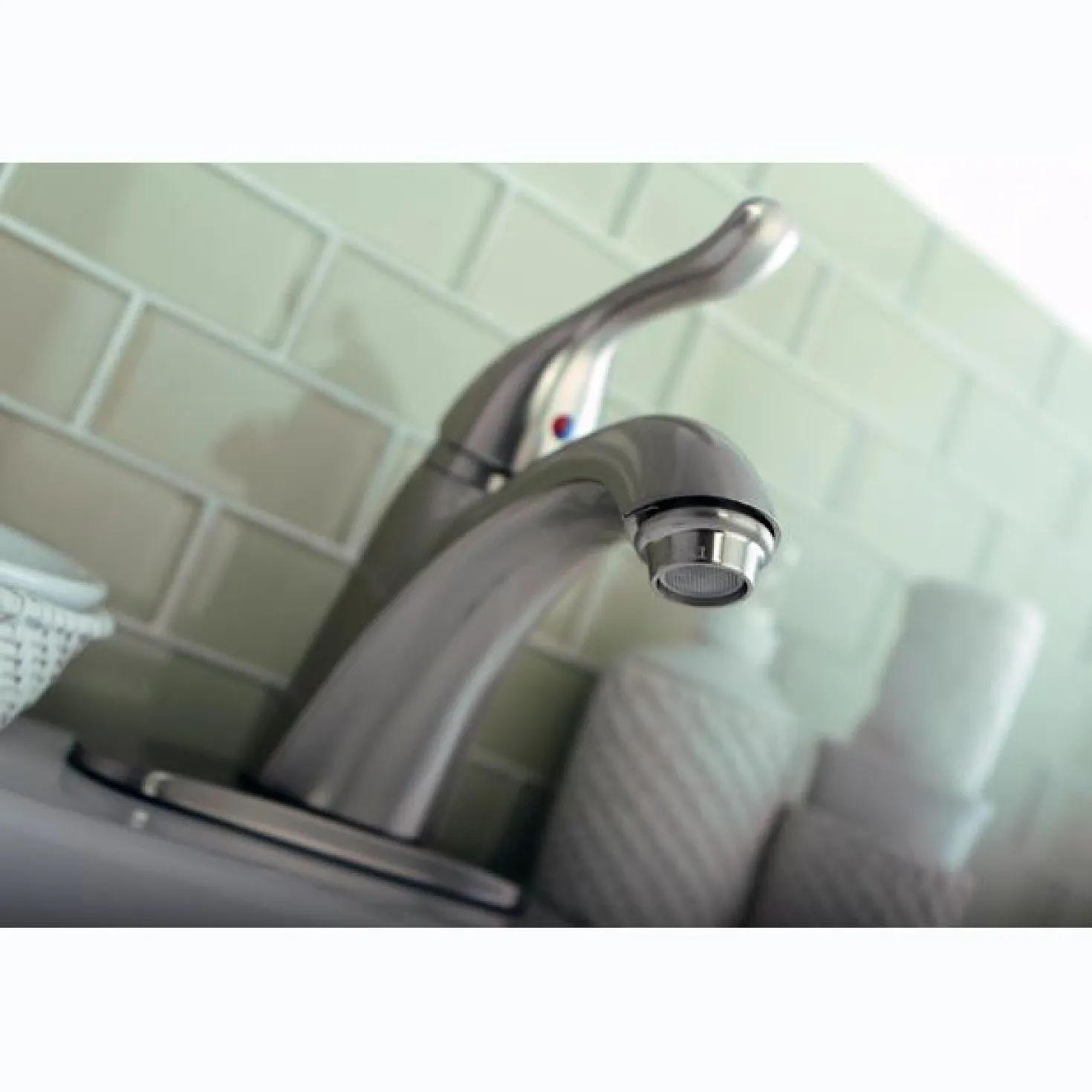 Kingston Brass Yosemite 4-inch Centerset Single Handle Lavatory Faucet
