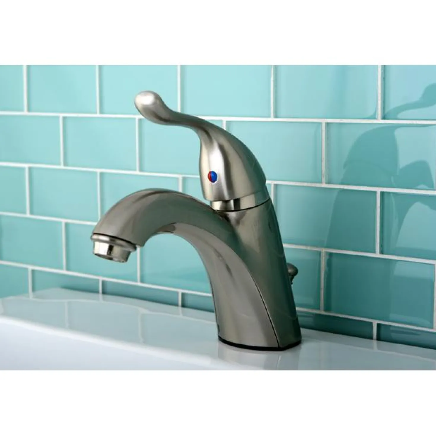 Kingston Brass Yosemite 4-inch Centerset Single Handle Lavatory Faucet