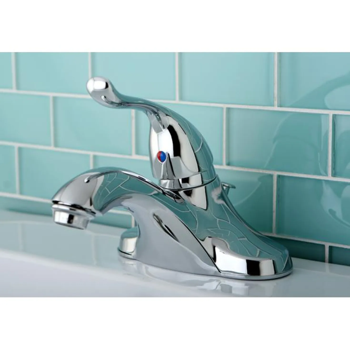 Kingston Brass Yosemite KB5541YL 4-inch Centerset Single Handle Lavatory Faucet in Polished Chrome