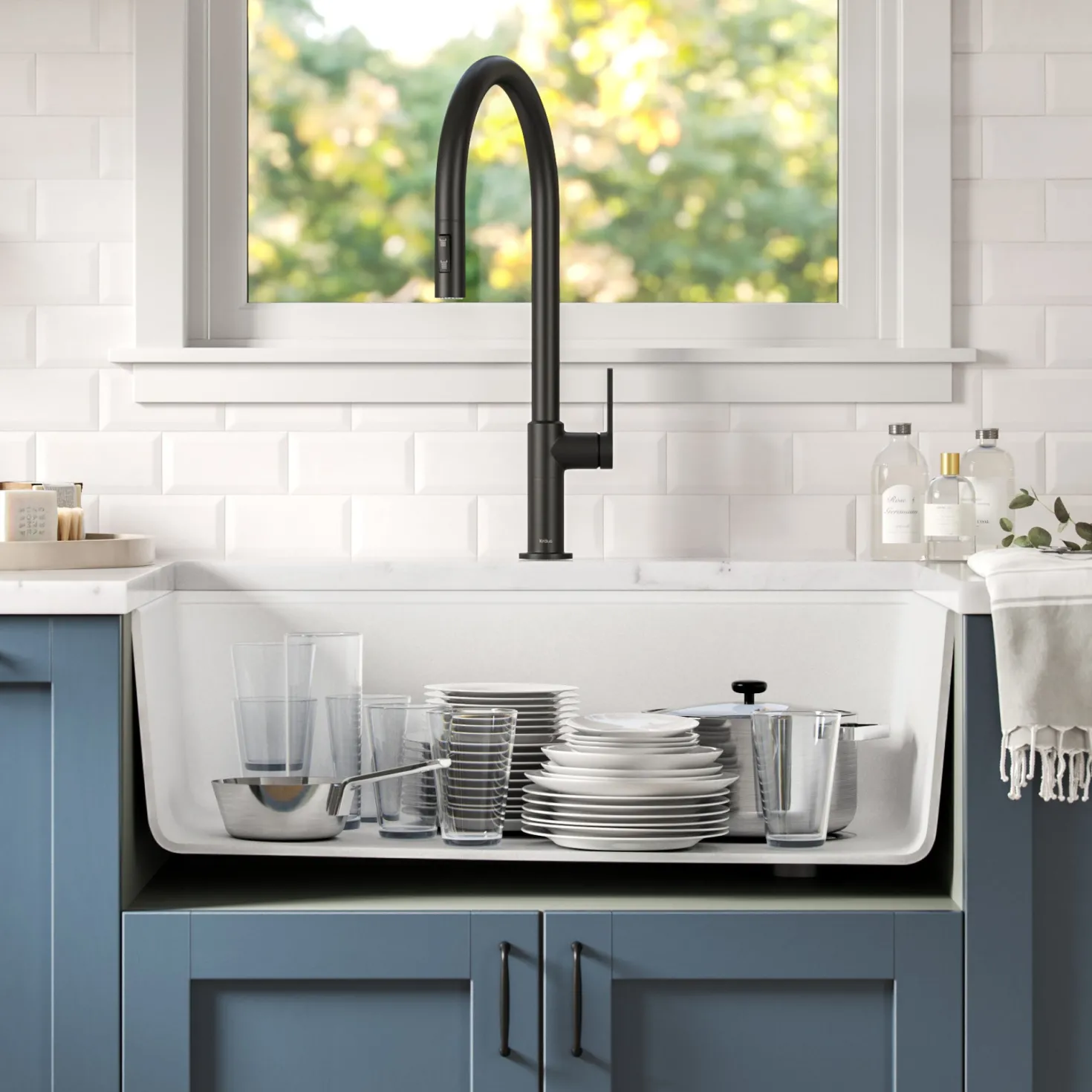 KRAUS Bellucci Workstation 33" Undermount Granite Composite Kitchen Sink in White with Accessories