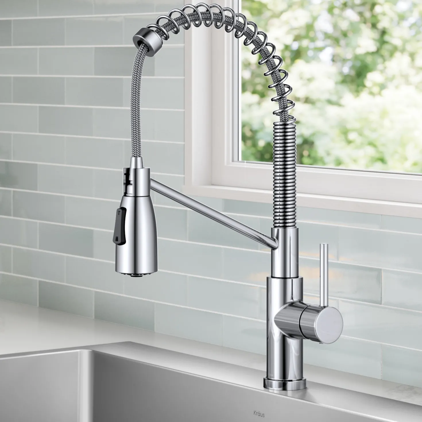 KRAUS Coda Commercial StyleSingle Handle Pull Down Kitchen Faucet in Chrome