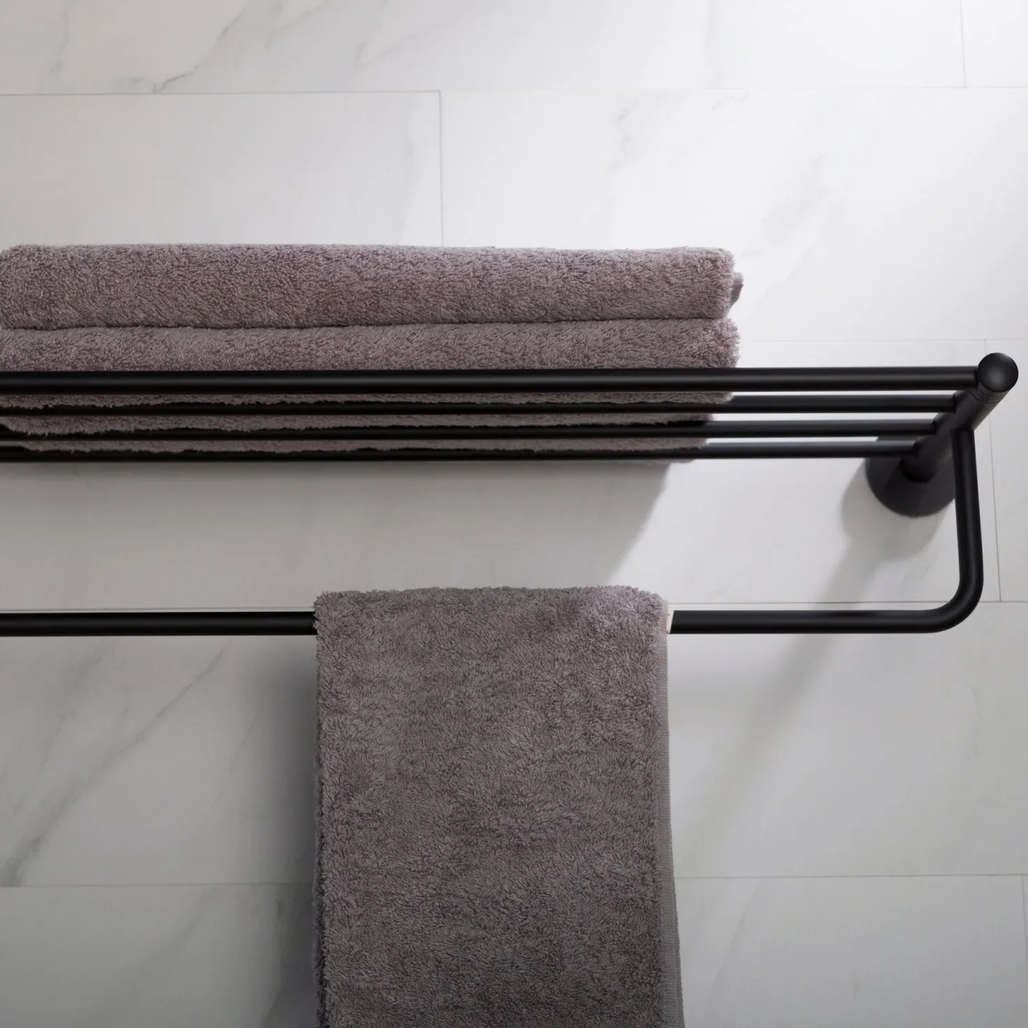 KRAUS Elie Bathroom Shelf with Towel Bar