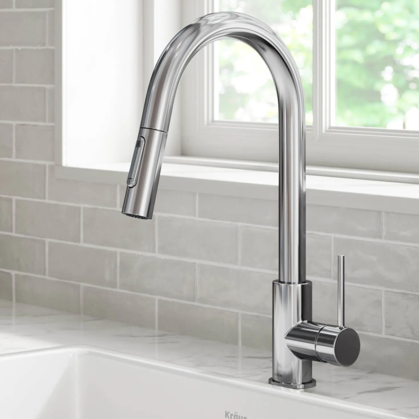 KRAUS New Oletto Contemporary Single Handle Pull Down Kitchen Faucet in Chrome
