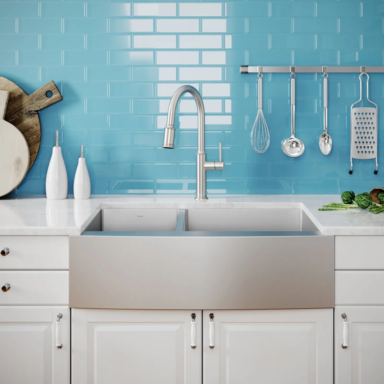 KRAUS Standart PRO 33" 16 Gauge 40/60 Double Bowl Stainless Steel Farmhouse Kitchen Sink in Stainless Steel