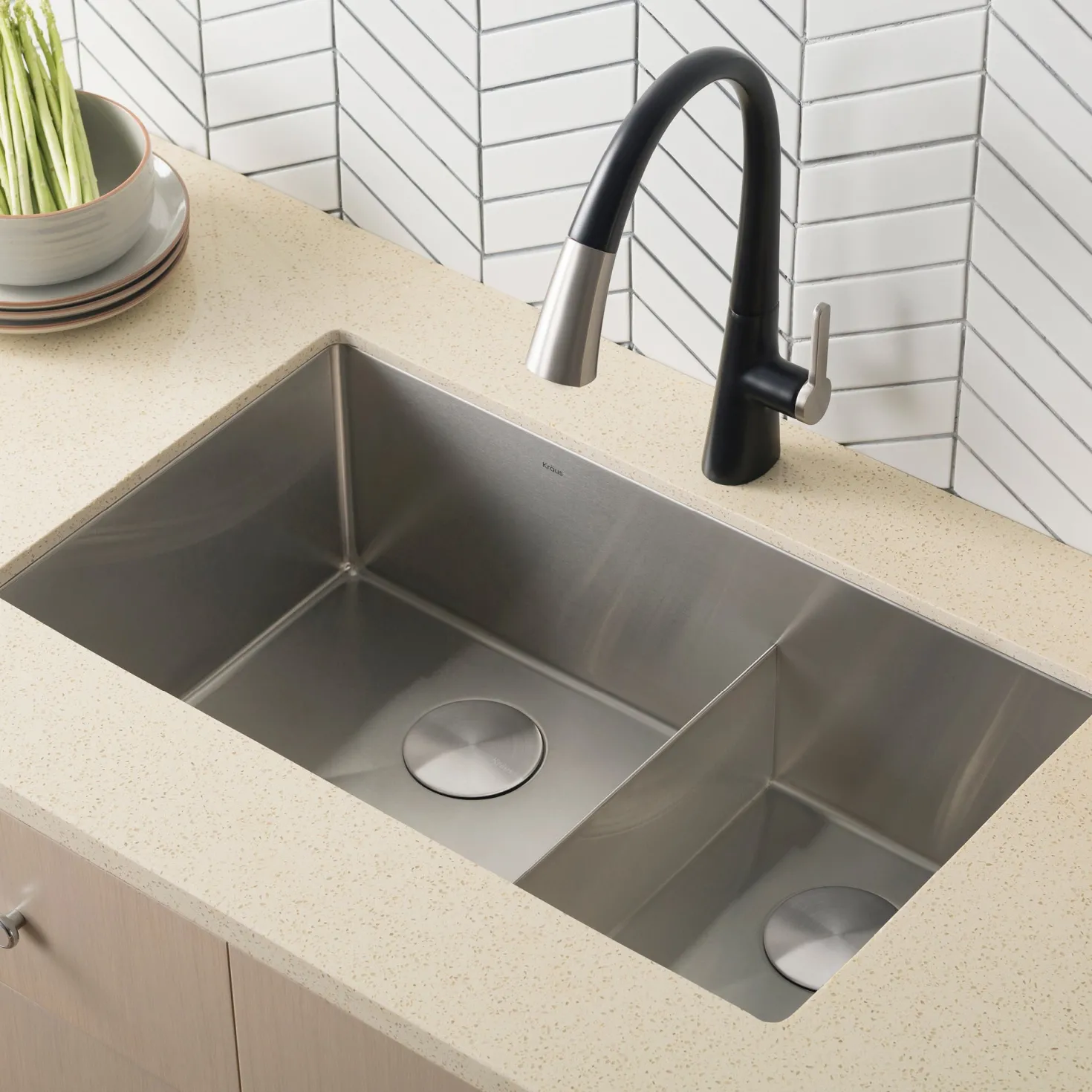 KRAUS Standart PRO 32" 16 Gauge Undermount 60/40 Low Divider Double Bowl Stainless Steel Kitchen Sink